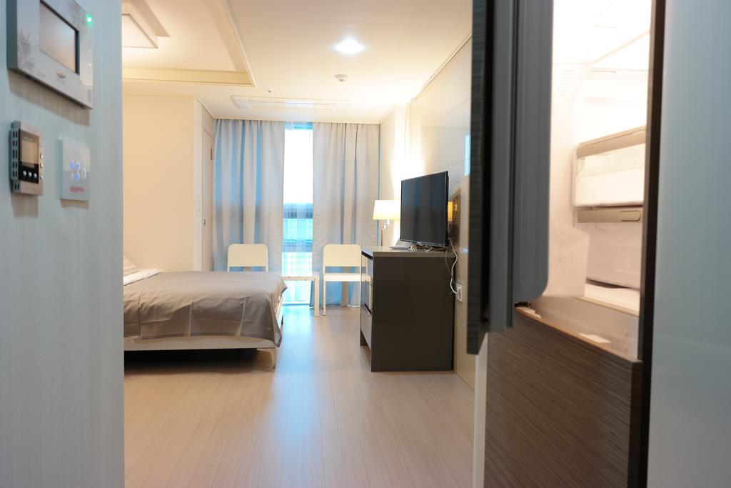 Myeongdong Auto Apartment Seoul