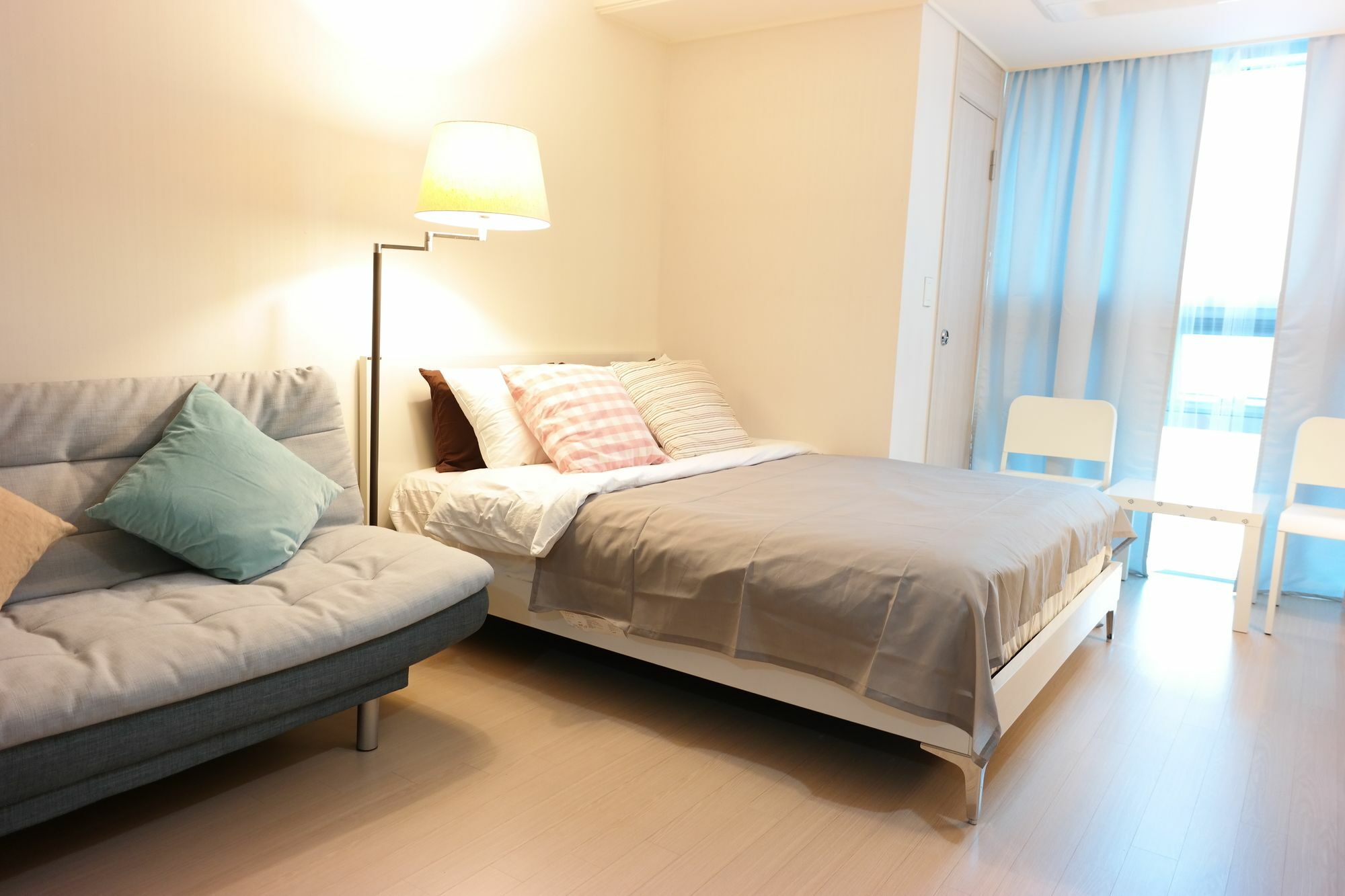 Myeongdong Auto Apartment