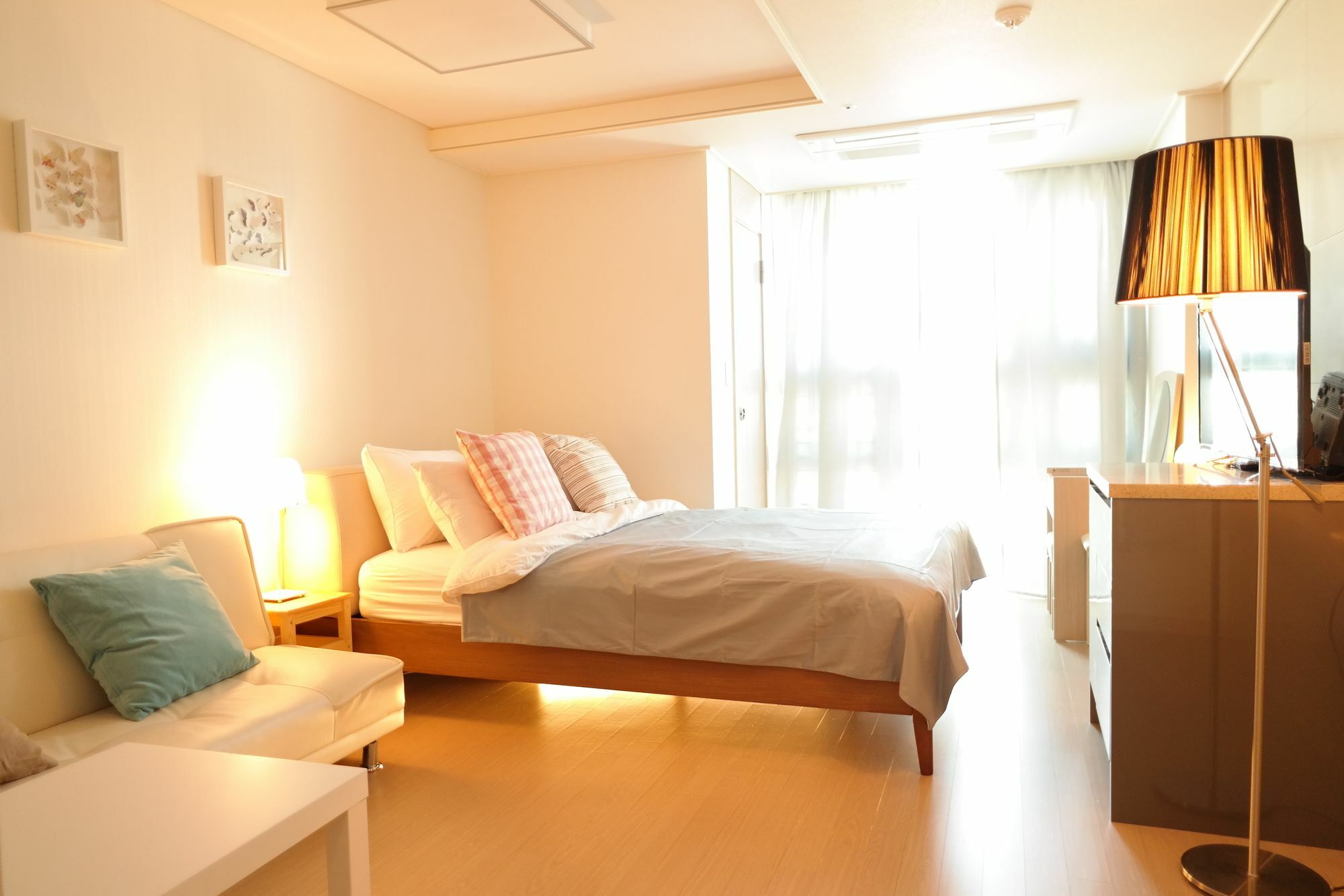 Myeongdong Auto Apartment