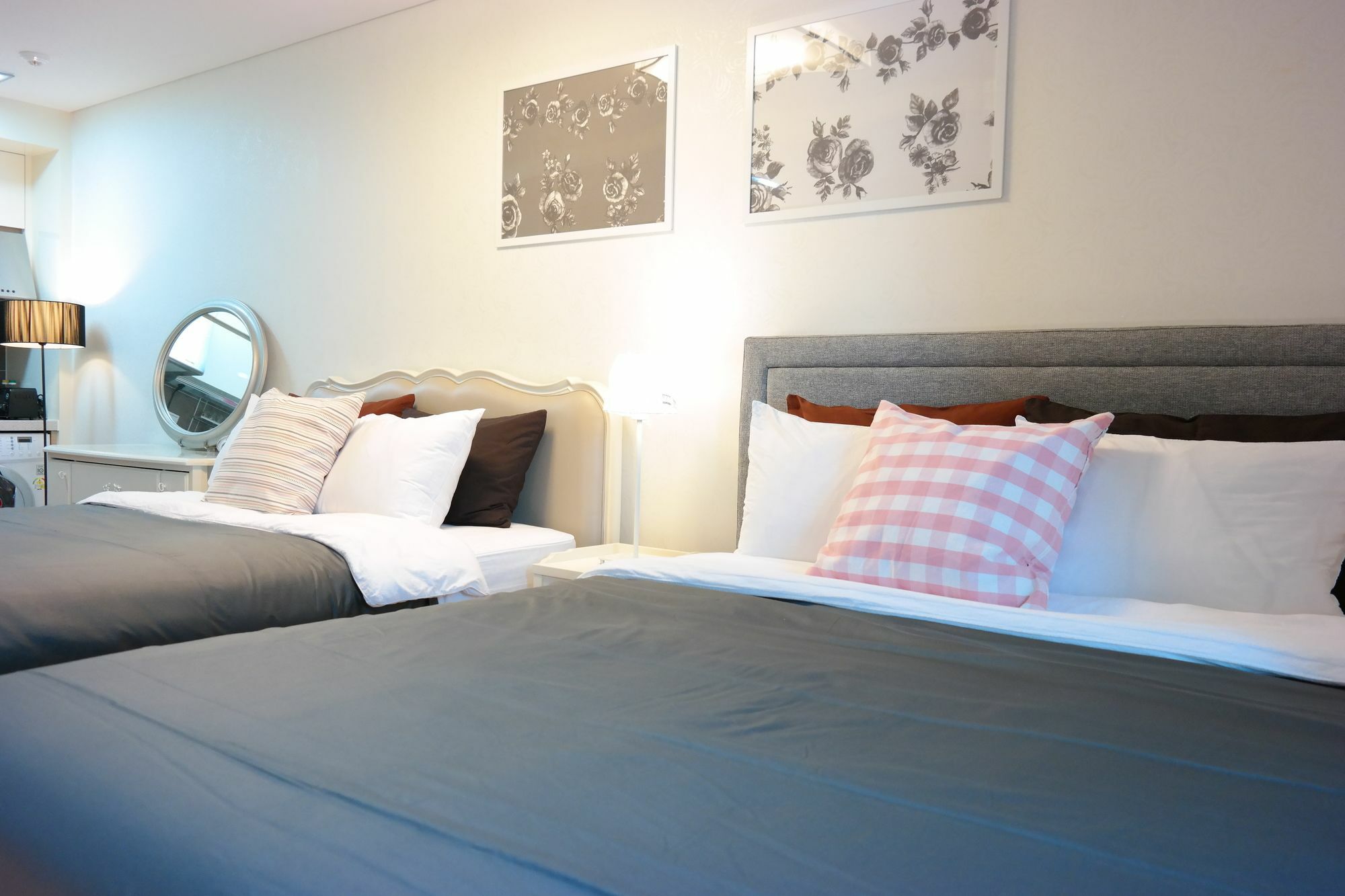 Myeongdong Auto Apartment