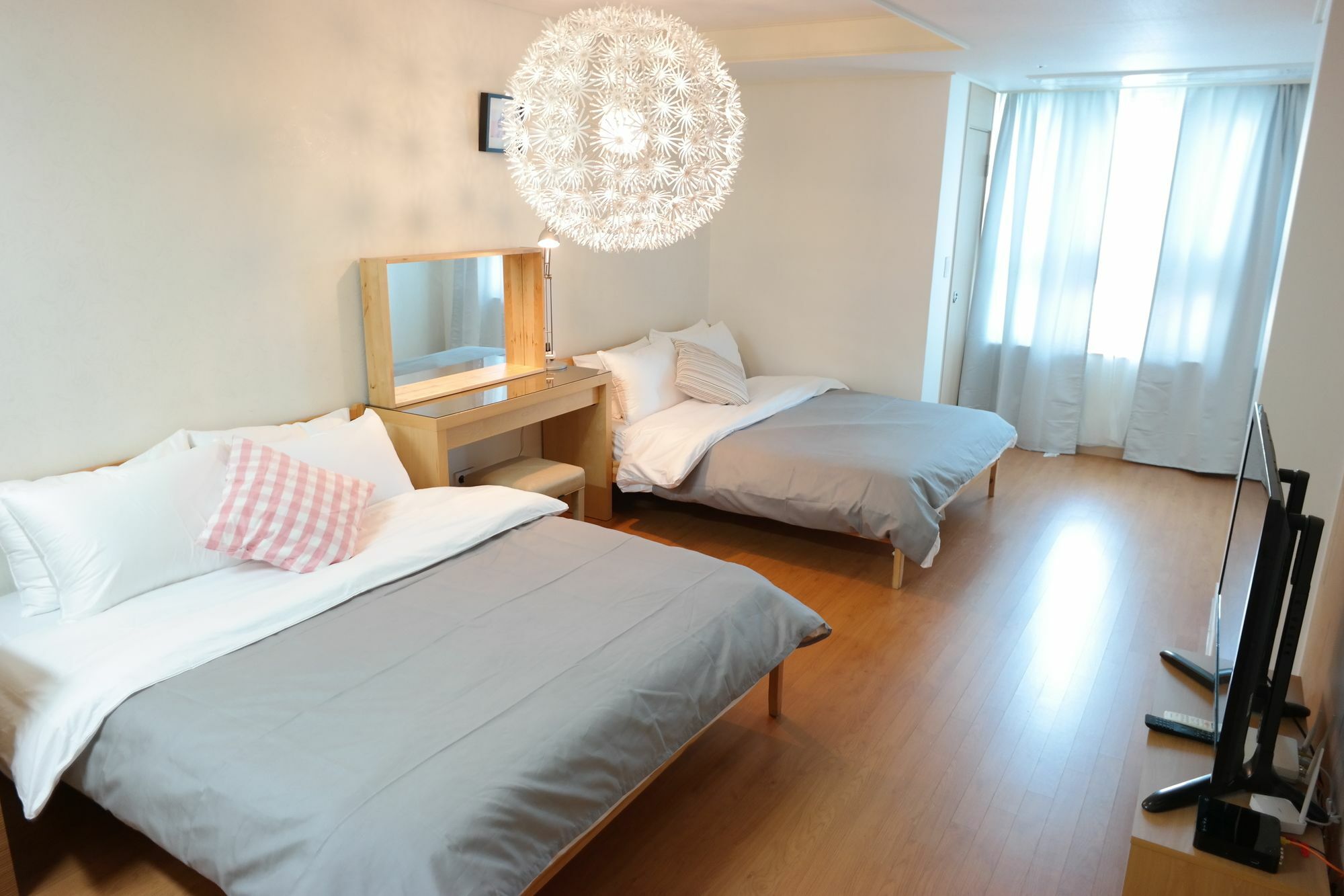 Myeongdong Auto Apartment Seoul